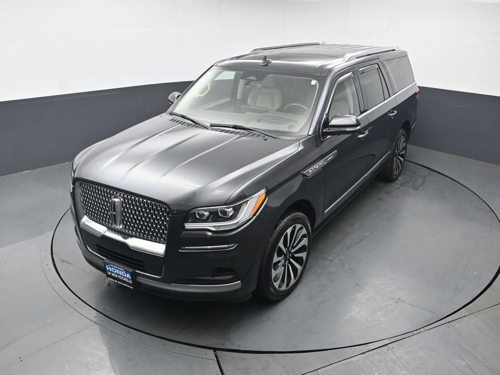 Used 2022 Lincoln Navigator L Reserve AWD/4WD image 37