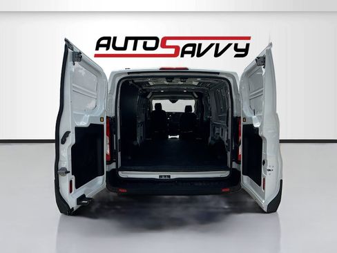 Used 2023 Ford Transit 250 Low Roof RWD image 22