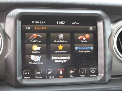 Used 2021 Jeep Wrangler Unlimited Rubicon 4xe image 26