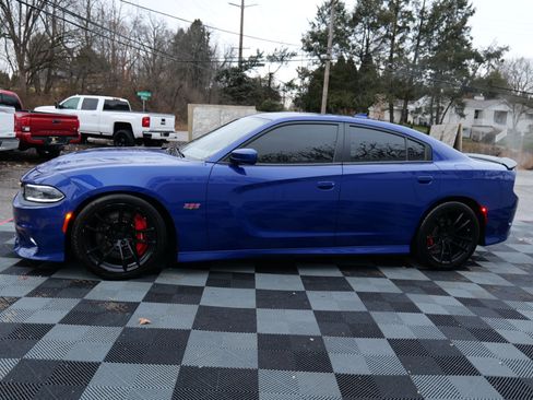 Used 2020 Dodge Charger Scat Pack w/ Dynamics Package image 9