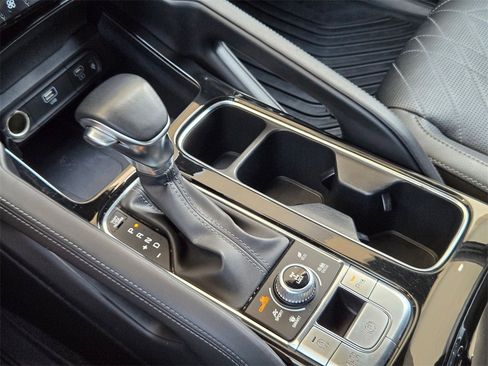 Used 2023 Kia Telluride EX X-Line image 18