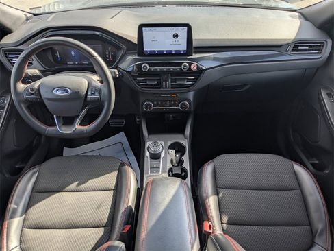 Used 2024 Ford Escape ST-Line image 15