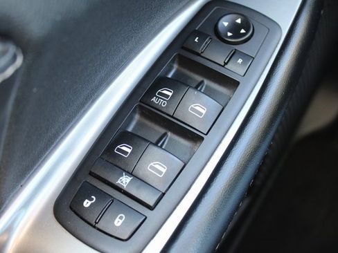 Used 2019 Dodge Journey Crossroad image 31