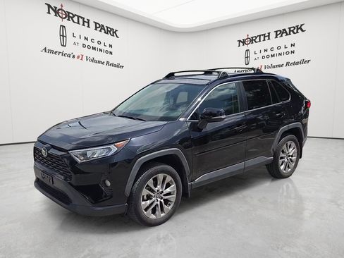 Used 2021 Toyota RAV4 XLE Premium FWD image 1