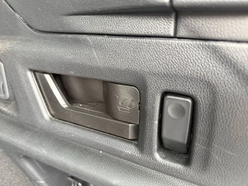 Certified 2025 Subaru Outback Onyx Edition image 28