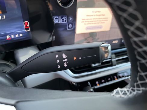 New 2026 Chevrolet Equinox EV LT image 16