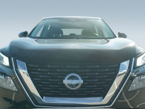 Used 2023 Nissan Rogue SV image 36