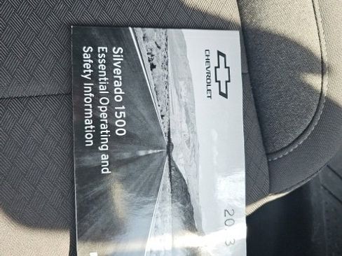 Used 2023 Chevrolet Silverado 1500 LT image 24