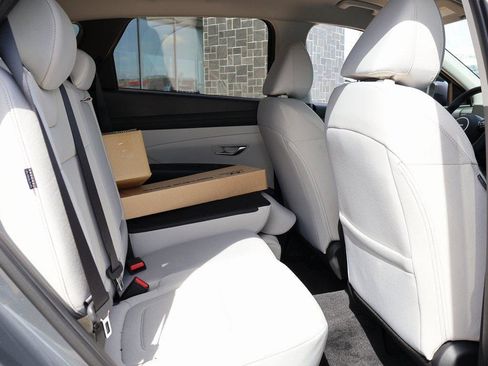 New 2026 Hyundai Tucson SEL image 13
