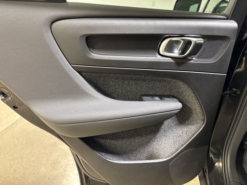 New 2026 Volvo XC40 B5 Plus w/ Climate Package AWD/4WD image 20