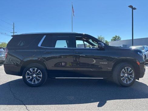 Used 2024 Chevrolet Tahoe LT w/ LT Signature Plus Package AWD/4WD image 5