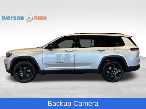 Used 2023 Jeep Grand Cherokee L Laredo AWD/4WD image 6