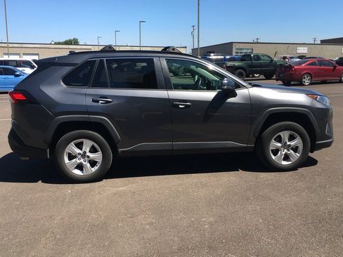 Used 2021 Toyota RAV4 XLE w/ Convenience Package AWD/4WD image 7