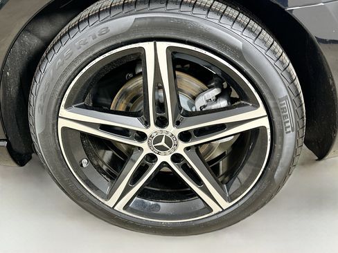 Certified 2022 Mercedes-Benz A 220 4MATIC image 36
