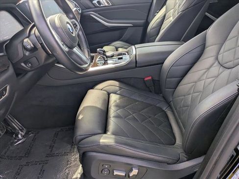 Used 2023 BMW X5 xDrive40i w/ M Sport Package AWD/4WD image 16