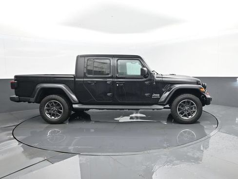 Used 2020 Jeep Gladiator Overland AWD/4WD image 4
