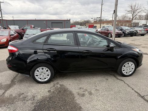 Used 2019 Ford Fiesta S FWD image 6