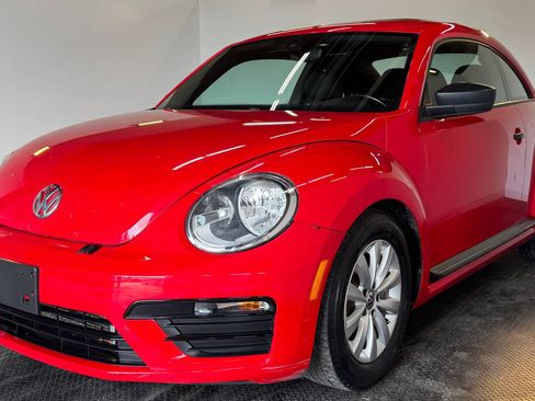 Used 2017 Volkswagen Beetle 1.8T Classic image 2