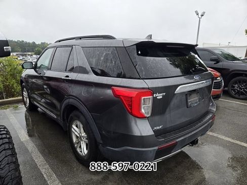 Used 2020 Ford Explorer XLT w/ Equipment Group 202A RWD image 2