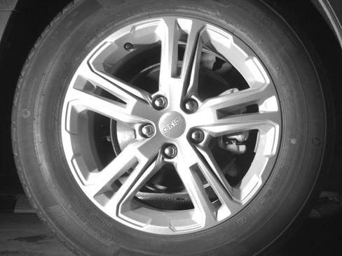 Used 2024 GMC Terrain SLE FWD image 15