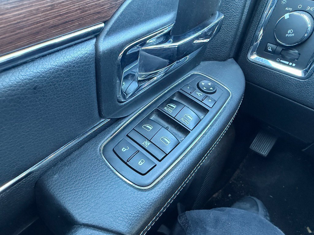 Used 2017 RAM 1500 Laramie AWD/4WD image 23