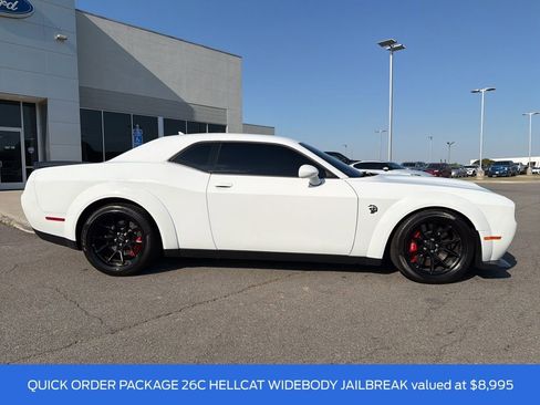Used 2023 Dodge Challenger SRT Hellcat image 2