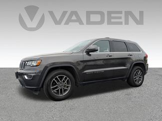 Used 2019 Jeep Grand Cherokee Laredo w/ Laredo X Package video 2