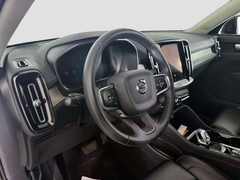 Certified 2023 Volvo XC40 B5 Plus w/ Protection Package Premier AWD/4WD image 10