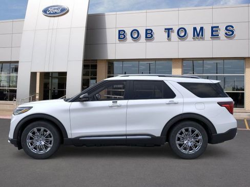 New 2026 Ford Explorer Platinum image 3