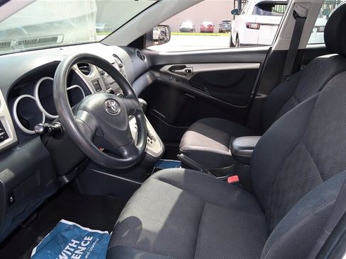 Used 2010 Toyota Matrix image 6
