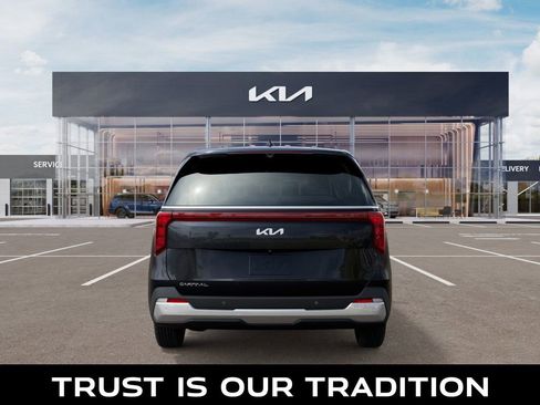 New 2026 Kia Carnival LXS image 5