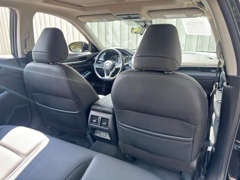 Used 2021 Nissan Altima 2.5 SL FWD image 32
