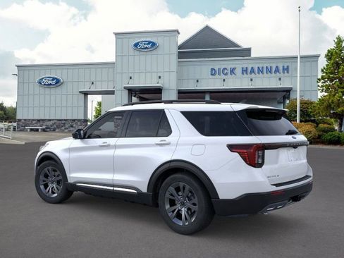 New 2025 Ford Explorer Active w/ Active Comfort Package image 5