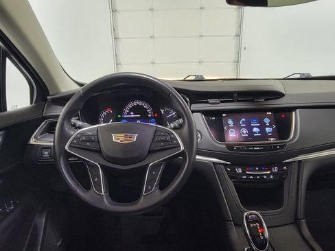 Used 2017 Cadillac XT5 Luxury AWD/4WD image 13