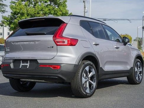 Used 2026 Volvo XC40 B5 Plus w/ Protection Package Premier image 5