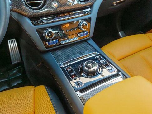 Used 2022 Rolls-Royce Ghost Black Badge image 15