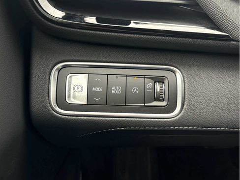Used 2026 Buick Enclave Sport Touring FWD image 30