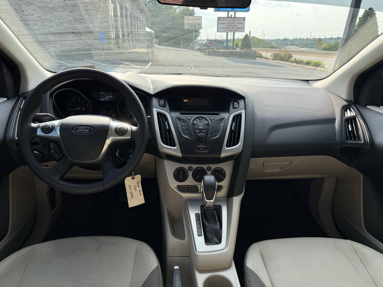 Used 2012 Ford Focus SE FWD image 13