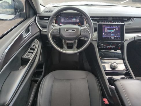 Used 2022 Jeep Grand Cherokee L Laredo w/ Luxury Tech Group I RWD image 14