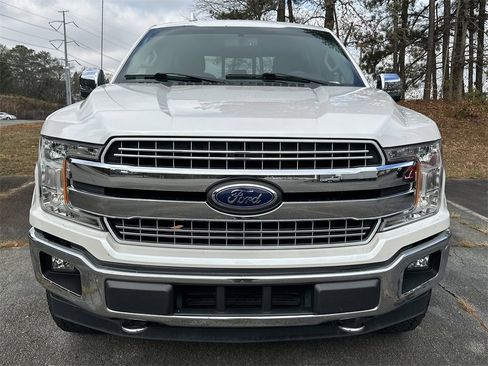 Used 2018 Ford F150 Lariat image 2