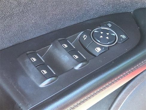 Used 2019 Lincoln Nautilus Reserve image 18