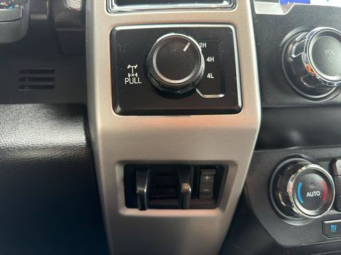 Certified 2020 Ford F350 Lariat w/ Lariat Value Package AWD/4WD image 31