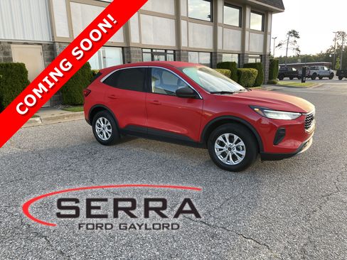 Used 2024 Ford Escape Active AWD/4WD image 1