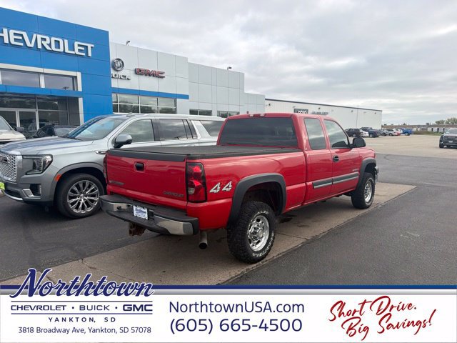 Used 2004 Chevrolet Silverado 2500 LS AWD/4WD image 9