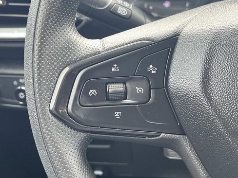 Used 2023 Chevrolet TrailBlazer LT FWD image 21