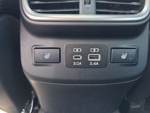 Used 2024 Subaru Outback Limited AWD/4WD image 14