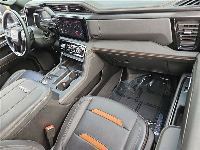 Used 2024 GMC Sierra 2500 AT4 w/ AT4 Premium Plus Package AWD/4WD image 21