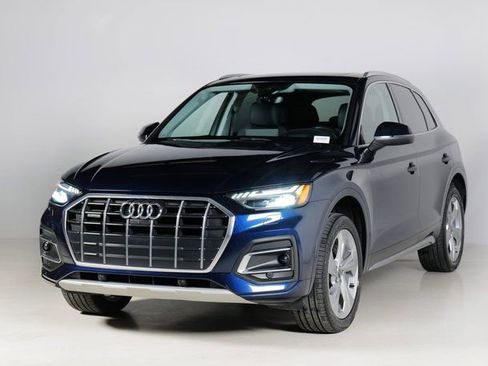 Used 2021 Audi Q5 Prestige w/ Prestige Package image 27