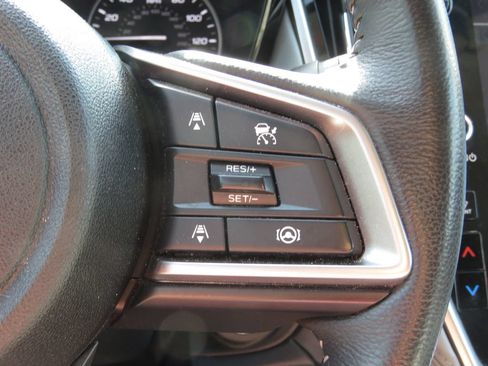 Used 2023 Subaru Outback Premium AWD/4WD image 23