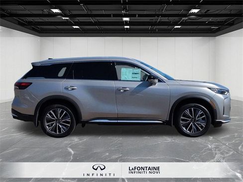 New 2026 INFINITI QX60 Luxe w/ Family Package image 6